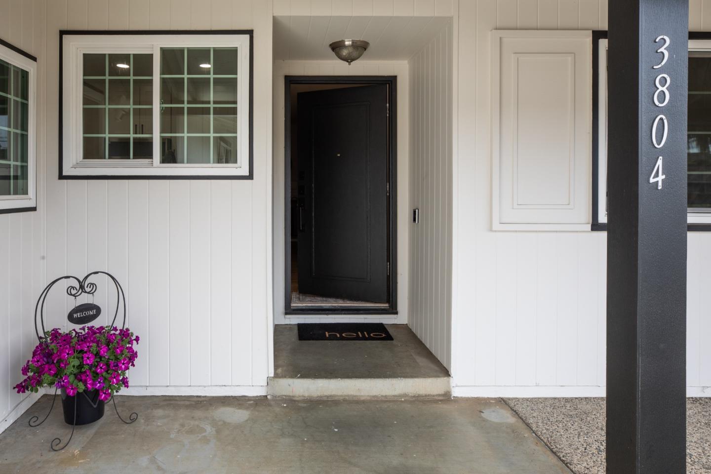 Detail Gallery Image 3 of 31 For 3804 Yerba Buena Ave, San Jose,  CA 95121 - 3 Beds | 2 Baths