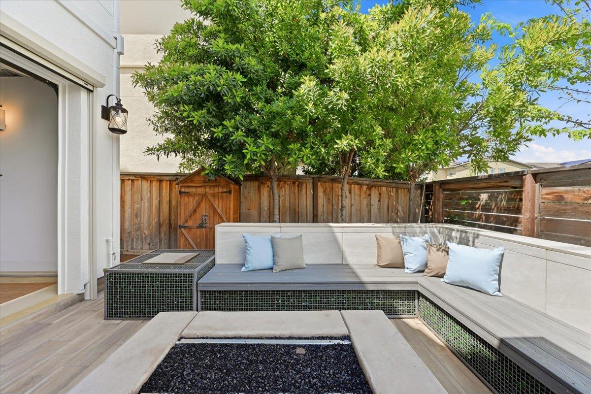 Detail Gallery Image 101 of 143 For 39502 S Darner Dr, Newark,  CA 94560 - 5 Beds | 3/1 Baths