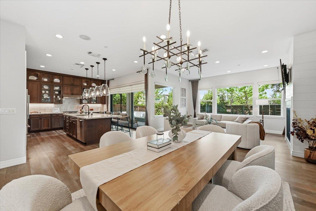 Detail Gallery Image 14 of 143 For 39502 S Darner Dr, Newark,  CA 94560 - 5 Beds | 3/1 Baths