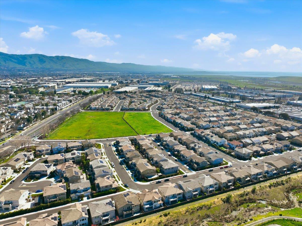 Detail Gallery Image 142 of 143 For 39502 S Darner Dr, Newark,  CA 94560 - 5 Beds | 3/1 Baths