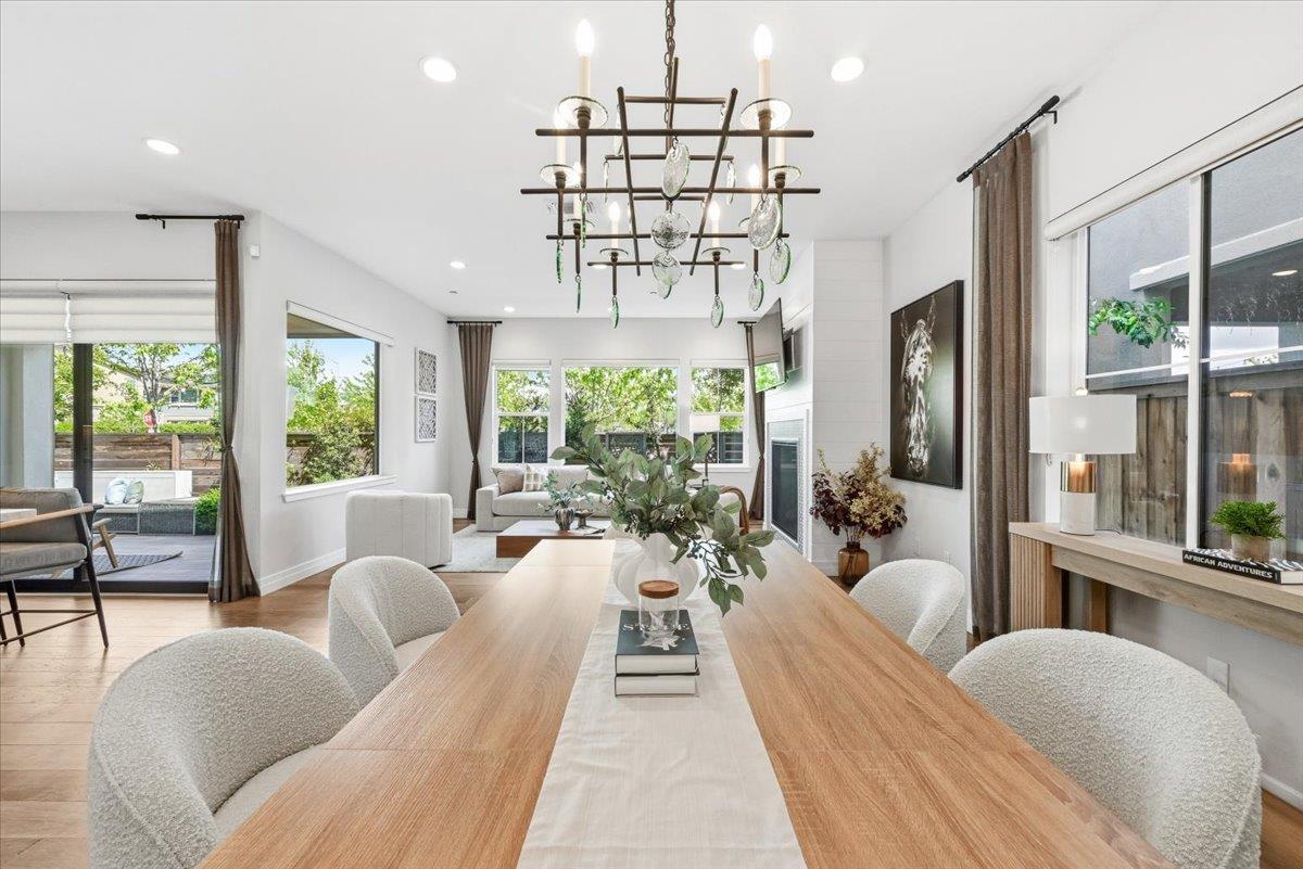 Detail Gallery Image 15 of 143 For 39502 S Darner Dr, Newark,  CA 94560 - 5 Beds | 3/1 Baths