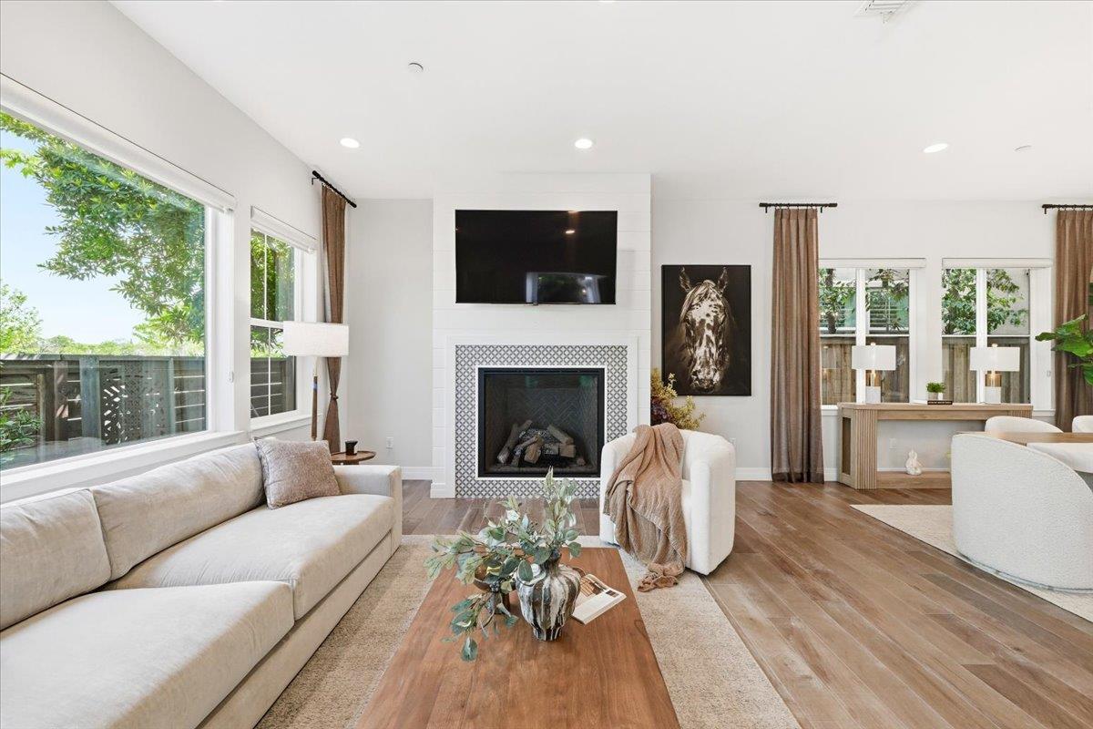 Detail Gallery Image 19 of 143 For 39502 S Darner Dr, Newark,  CA 94560 - 5 Beds | 3/1 Baths