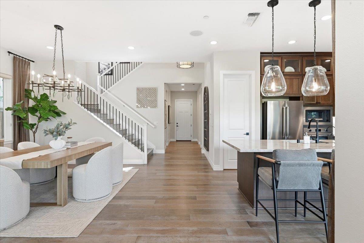 Detail Gallery Image 21 of 143 For 39502 S Darner Dr, Newark,  CA 94560 - 5 Beds | 3/1 Baths