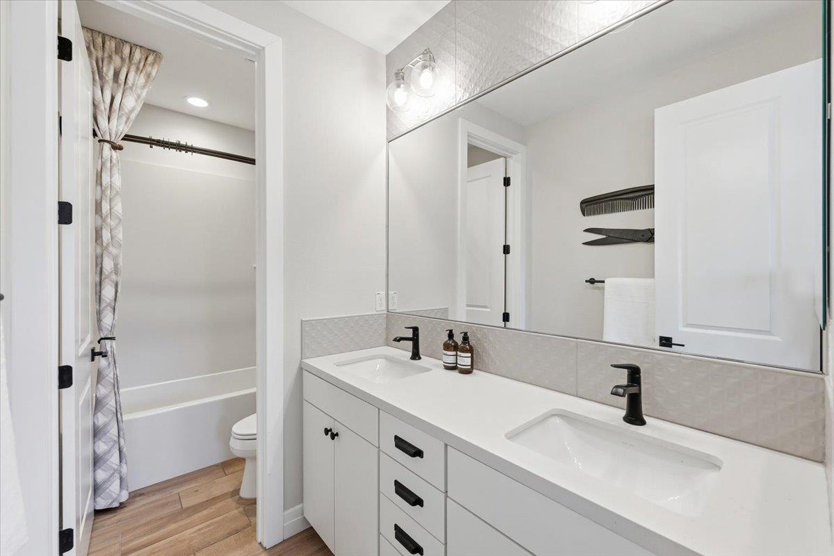 Detail Gallery Image 59 of 143 For 39502 S Darner Dr, Newark,  CA 94560 - 5 Beds | 3/1 Baths