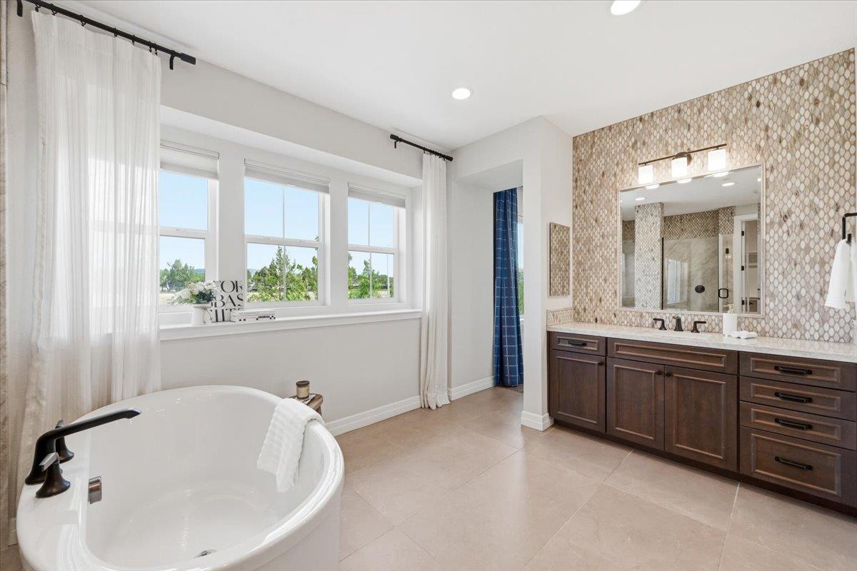 Detail Gallery Image 87 of 143 For 39502 S Darner Dr, Newark,  CA 94560 - 5 Beds | 3/1 Baths