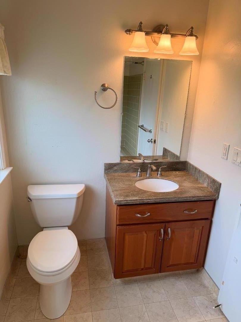 Detail Gallery Image 8 of 34 For 1031 Mount Darwin Dr, San Jose,  CA 95120 - 5 Beds | 2/1 Baths