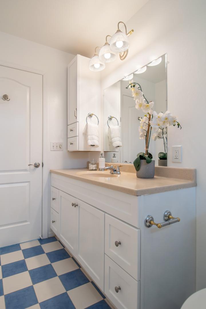 Detail Gallery Image 24 of 47 For 1117 Greenbriar Ave, San Jose,  CA 95128 - 4 Beds | 2 Baths