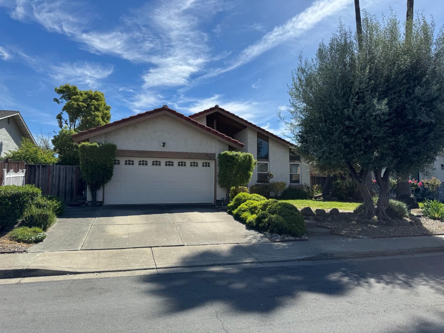 Detail Gallery Image 2 of 5 For 1848 Marabu Way, Fremont,  CA 94539 - 3 Beds | 2 Baths