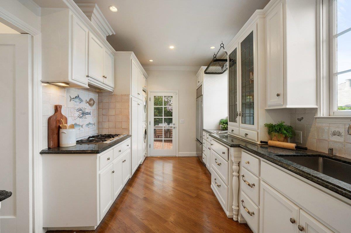 Detail Gallery Image 24 of 69 For 526 W Poplar Ave, San Mateo,  CA 94402 - 3 Beds | 2/1 Baths