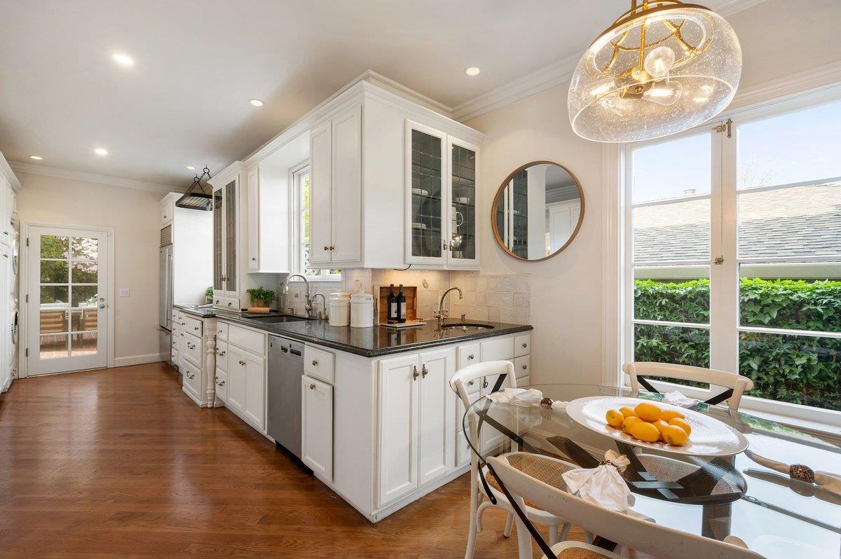 Detail Gallery Image 25 of 69 For 526 W Poplar Ave, San Mateo,  CA 94402 - 3 Beds | 2/1 Baths