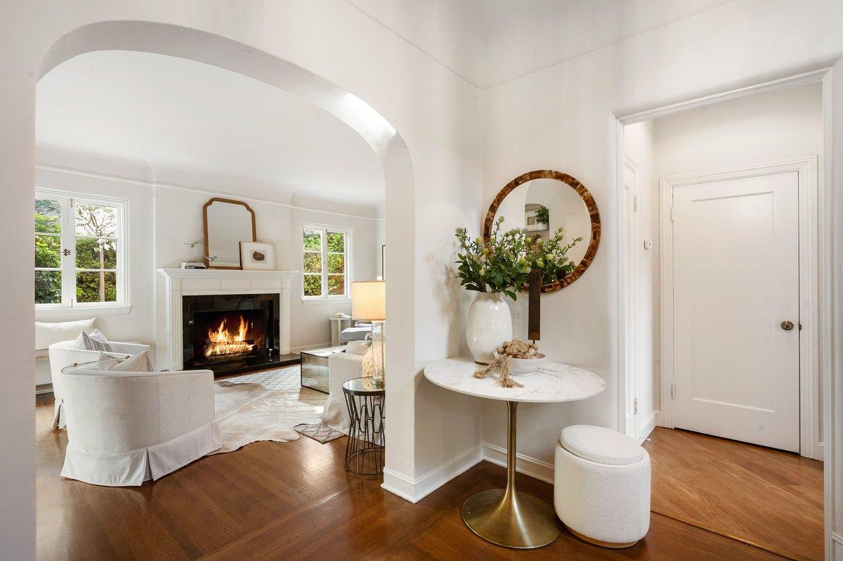 Detail Gallery Image 30 of 69 For 526 W Poplar Ave, San Mateo,  CA 94402 - 3 Beds | 2/1 Baths