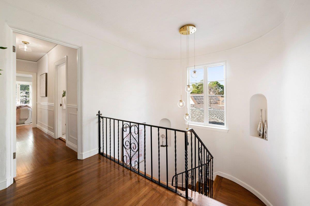 Detail Gallery Image 31 of 69 For 526 W Poplar Ave, San Mateo,  CA 94402 - 3 Beds | 2/1 Baths