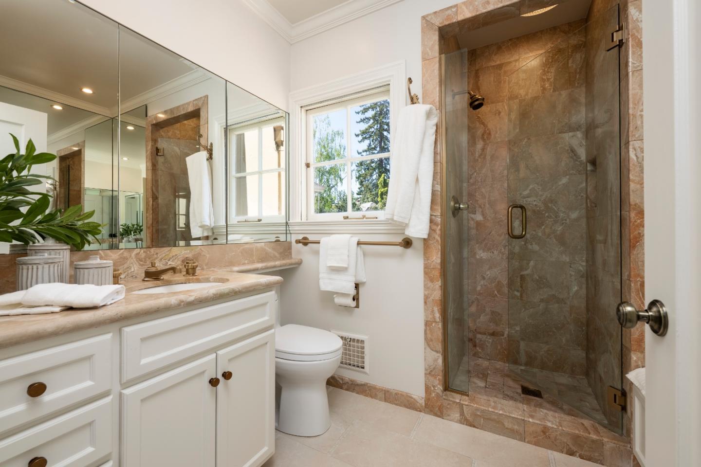 Detail Gallery Image 75 of 84 For 526 W Poplar Ave, San Mateo,  CA 94402 - 3 Beds | 2/1 Baths