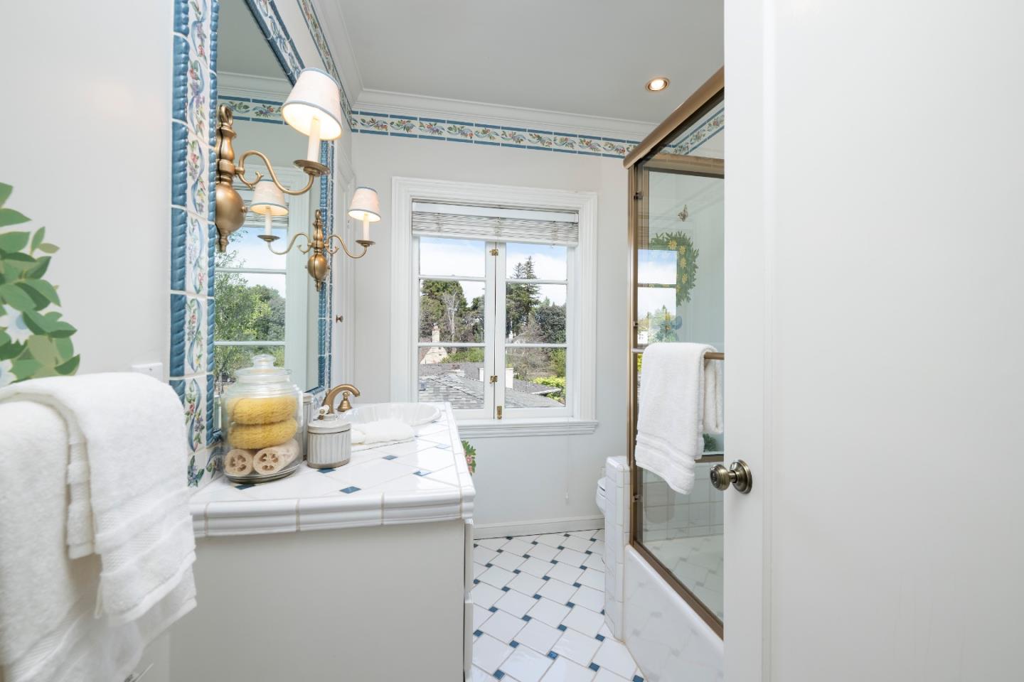 Detail Gallery Image 82 of 84 For 526 W Poplar Ave, San Mateo,  CA 94402 - 3 Beds | 2/1 Baths