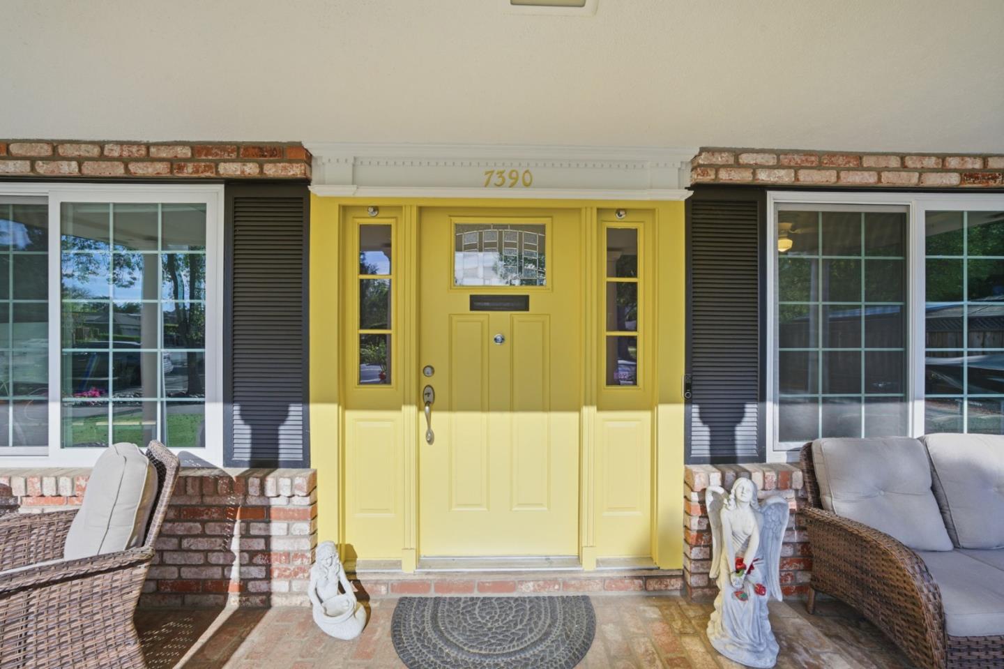 Detail Gallery Image 13 of 64 For 7390 Miller Ave, Gilroy,  CA 95020 - 5 Beds | 3 Baths