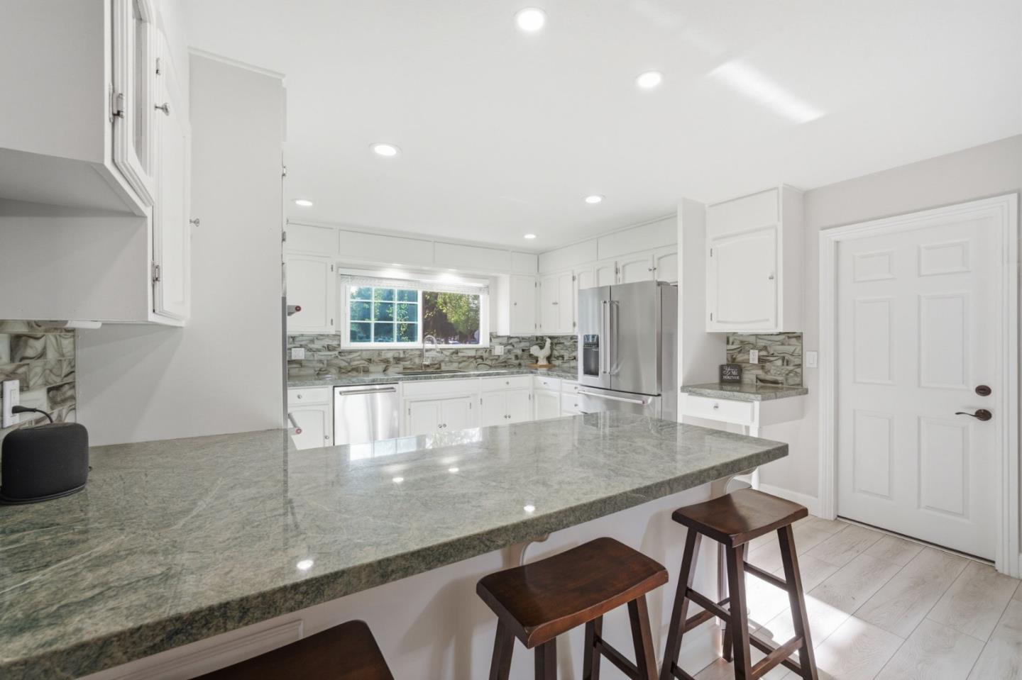 Detail Gallery Image 24 of 64 For 7390 Miller Ave, Gilroy,  CA 95020 - 5 Beds | 3 Baths