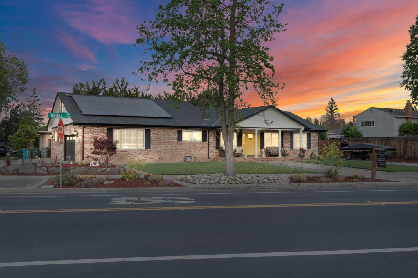 Detail Gallery Image 3 of 64 For 7390 Miller Ave, Gilroy,  CA 95020 - 5 Beds | 3 Baths