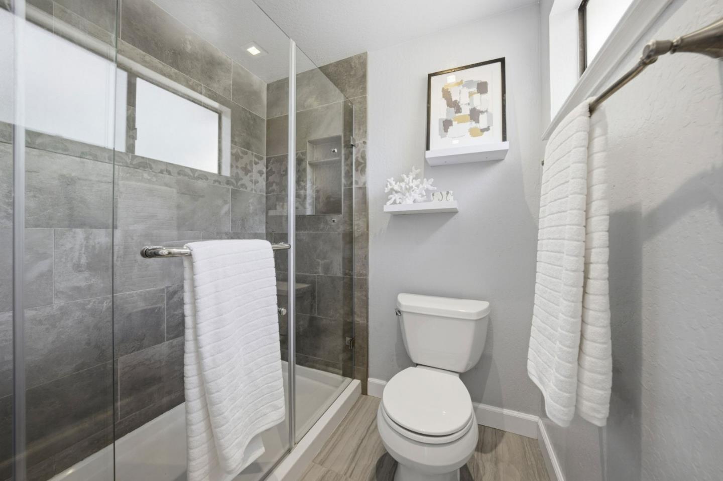 Detail Gallery Image 18 of 28 For 539 Blue Jay Dr, Hayward,  CA 94544 - 3 Beds | 2/1 Baths