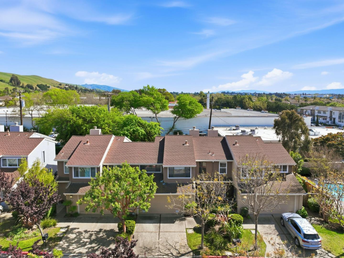 Detail Gallery Image 2 of 28 For 539 Blue Jay Dr, Hayward,  CA 94544 - 3 Beds | 2/1 Baths