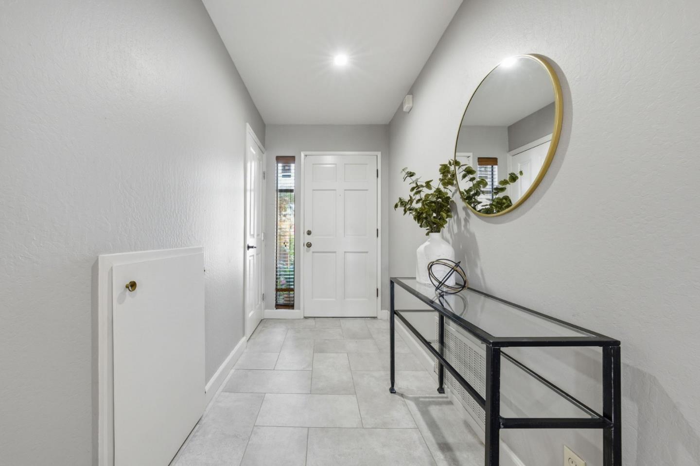 Detail Gallery Image 5 of 28 For 539 Blue Jay Dr, Hayward,  CA 94544 - 3 Beds | 2/1 Baths