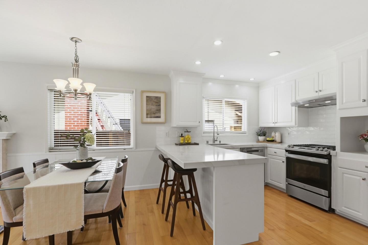 Detail Gallery Image 20 of 68 For 1557 Murre Ln, Sunnyvale,  CA 94087 - 3 Beds | 2 Baths