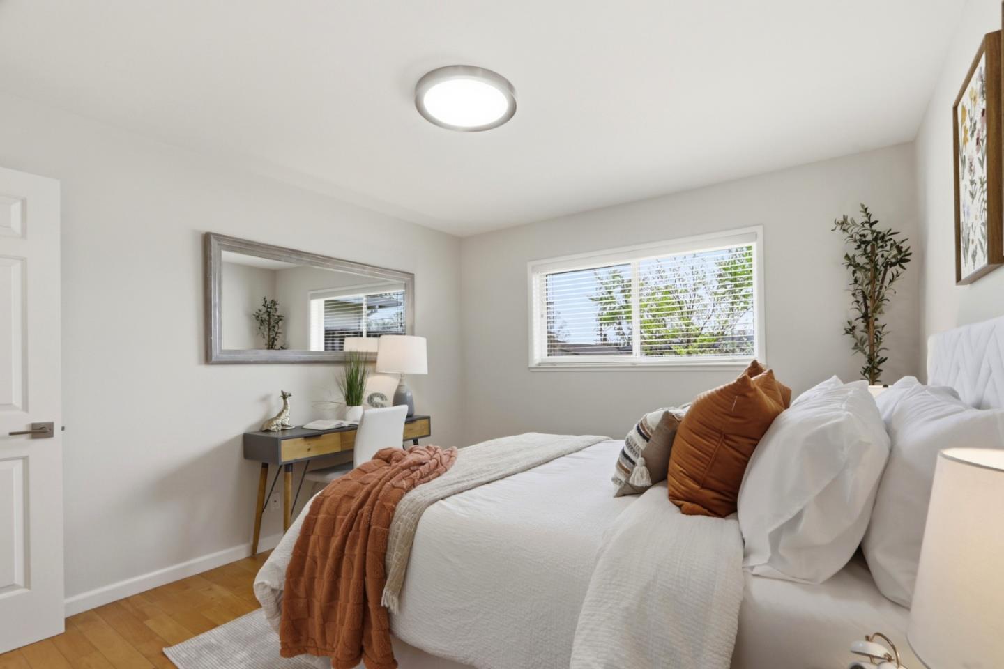 Detail Gallery Image 26 of 68 For 1557 Murre Ln, Sunnyvale,  CA 94087 - 3 Beds | 2 Baths