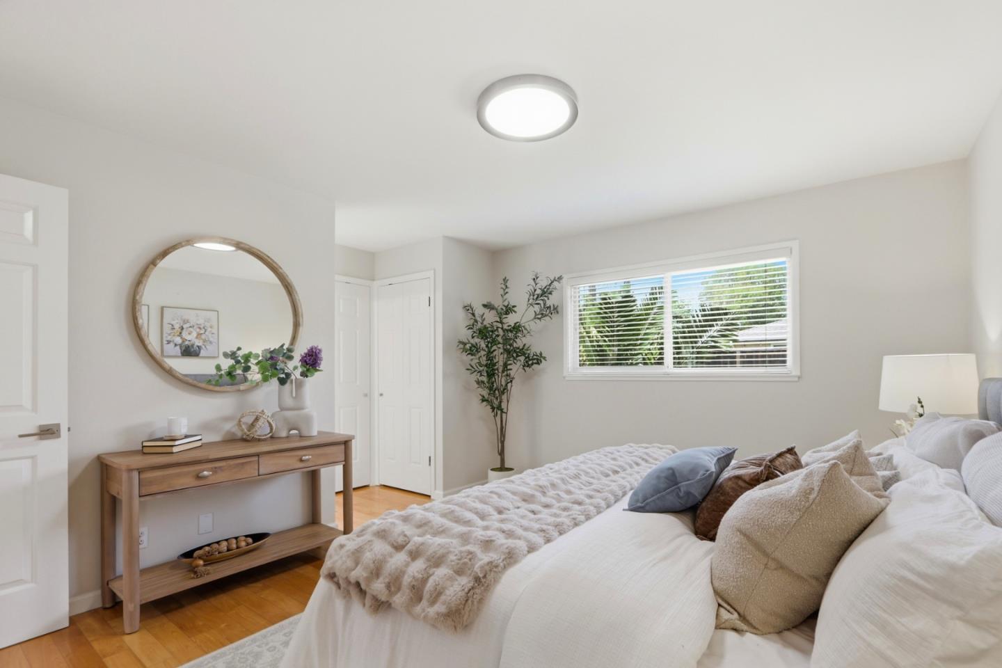 Detail Gallery Image 31 of 68 For 1557 Murre Ln, Sunnyvale,  CA 94087 - 3 Beds | 2 Baths