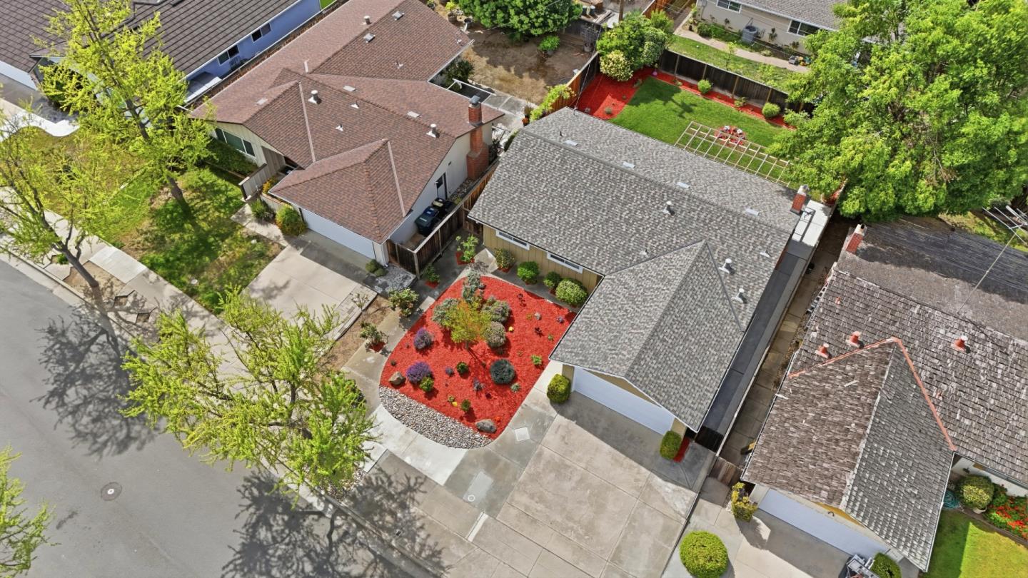 Detail Gallery Image 51 of 68 For 1557 Murre Ln, Sunnyvale,  CA 94087 - 3 Beds | 2 Baths