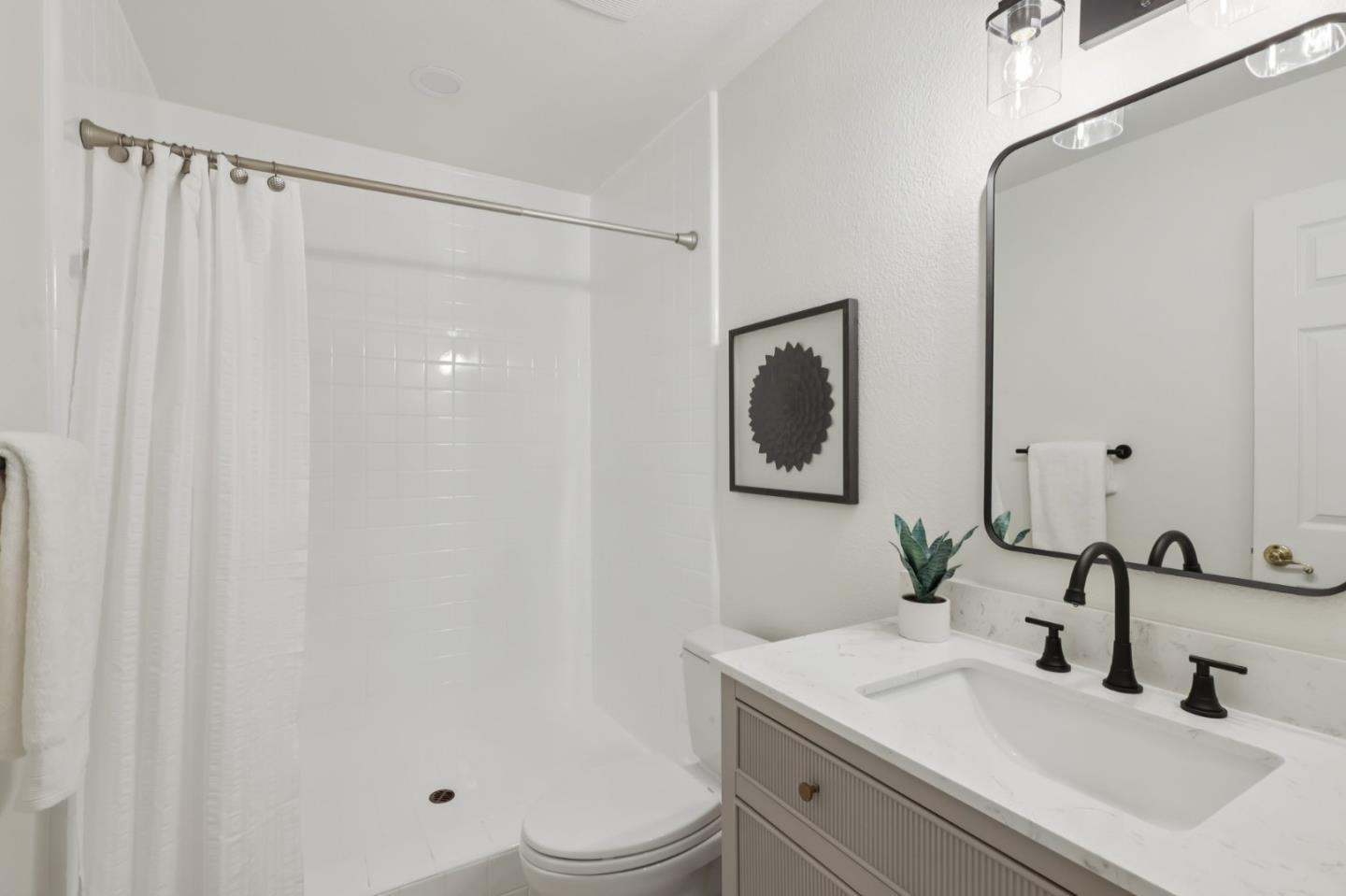 Detail Gallery Image 23 of 59 For 955 La Vista, Morgan Hill,  CA 95037 - 5 Beds | 3 Baths