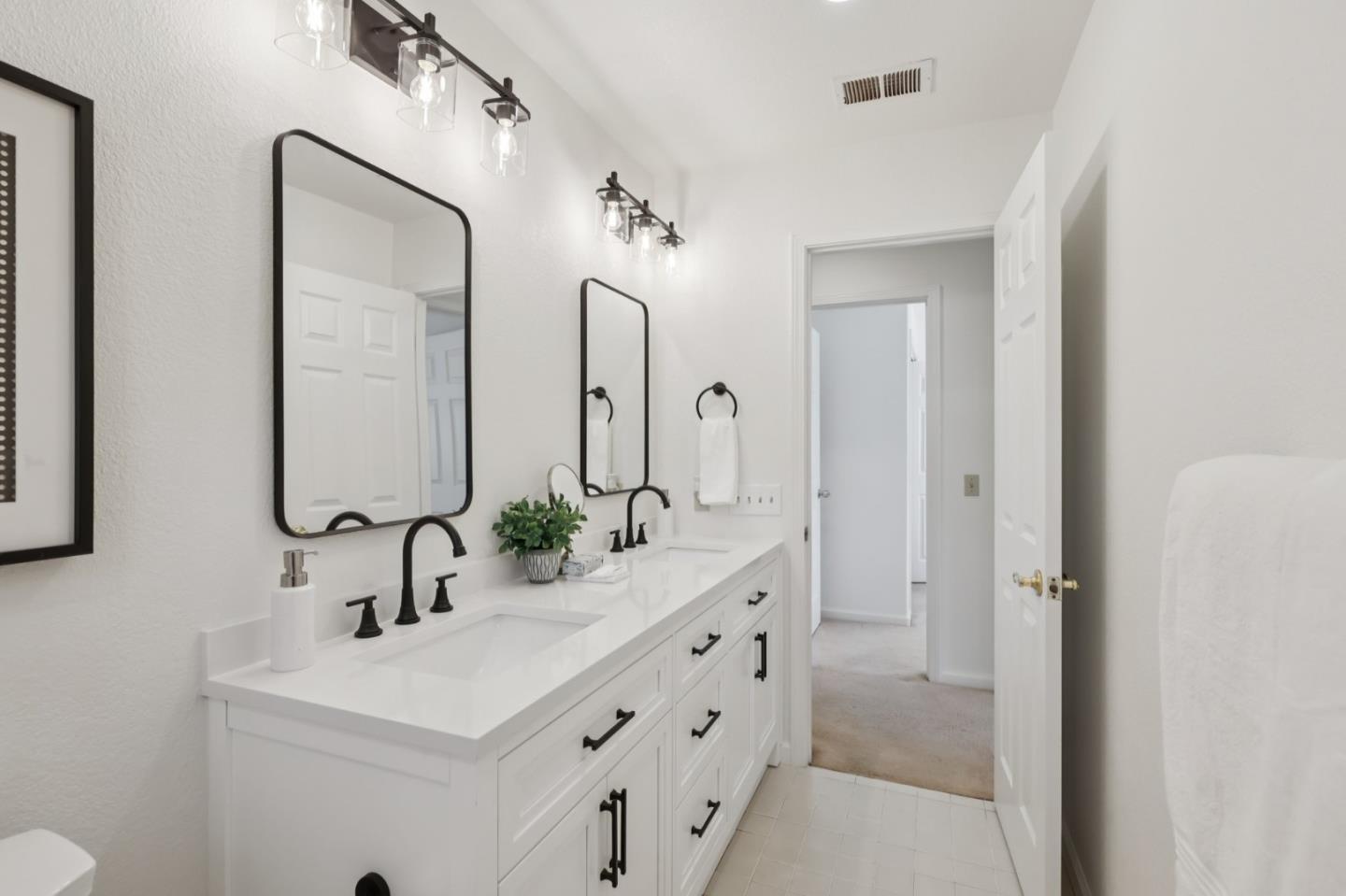 Detail Gallery Image 36 of 59 For 955 La Vista, Morgan Hill,  CA 95037 - 5 Beds | 3 Baths