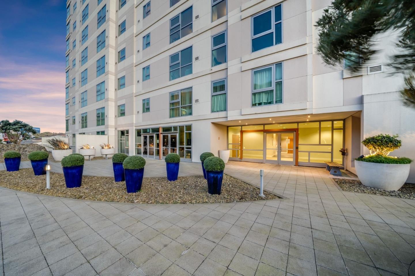 Detail Gallery Image 12 of 50 For 1 Mandalay Pl #1011,  South San Francisco,  CA 94080 - 2 Beds | 2 Baths