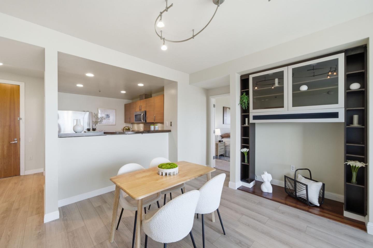 Detail Gallery Image 25 of 50 For 1 Mandalay Pl #1011,  South San Francisco,  CA 94080 - 2 Beds | 2 Baths