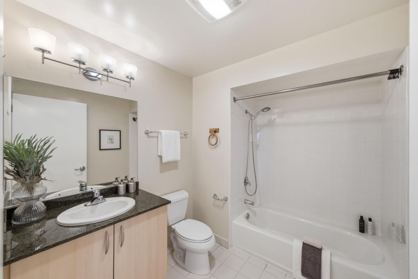 Detail Gallery Image 32 of 50 For 1 Mandalay Pl #1011,  South San Francisco,  CA 94080 - 2 Beds | 2 Baths