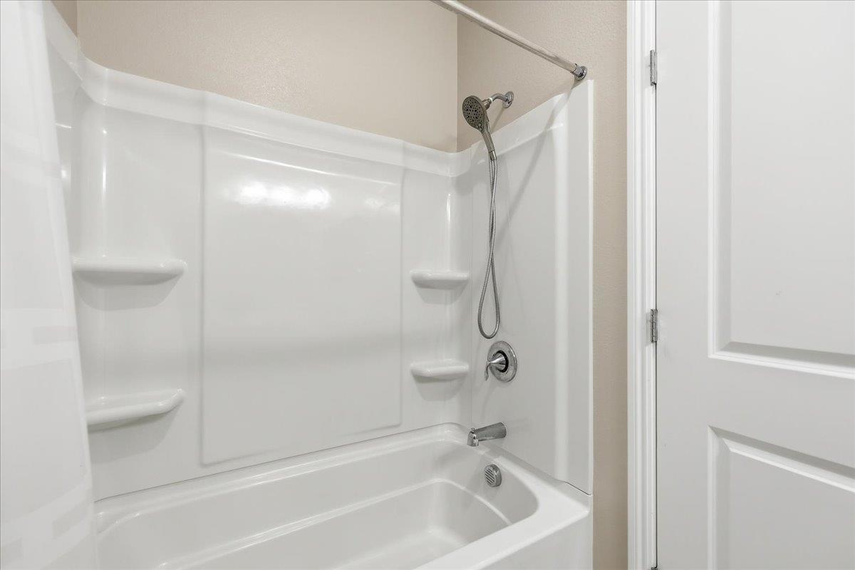 Photo #36: ML82040533 Listing: Photo #36