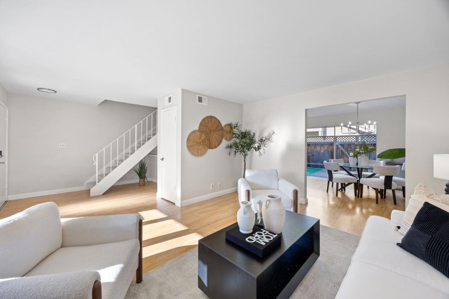 Photo #5: ML82040534 Listing: Photo #5