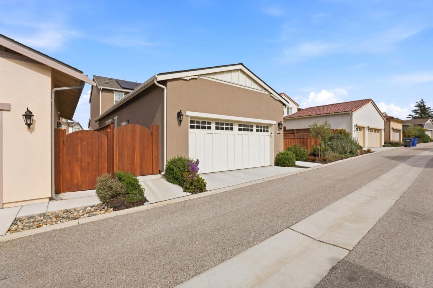 Detail Gallery Image 37 of 41 For 486 Lassen Way, Marina,  CA 93933 - 4 Beds | 3/1 Baths