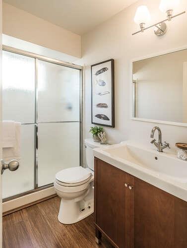 Detail Gallery Image 25 of 31 For 532 Anchor Cir, Redwood Shores,  CA 94065 - 4 Beds | 3 Baths