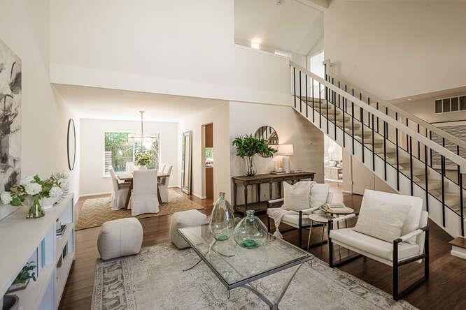 Detail Gallery Image 6 of 31 For 532 Anchor Cir, Redwood Shores,  CA 94065 - 4 Beds | 3 Baths