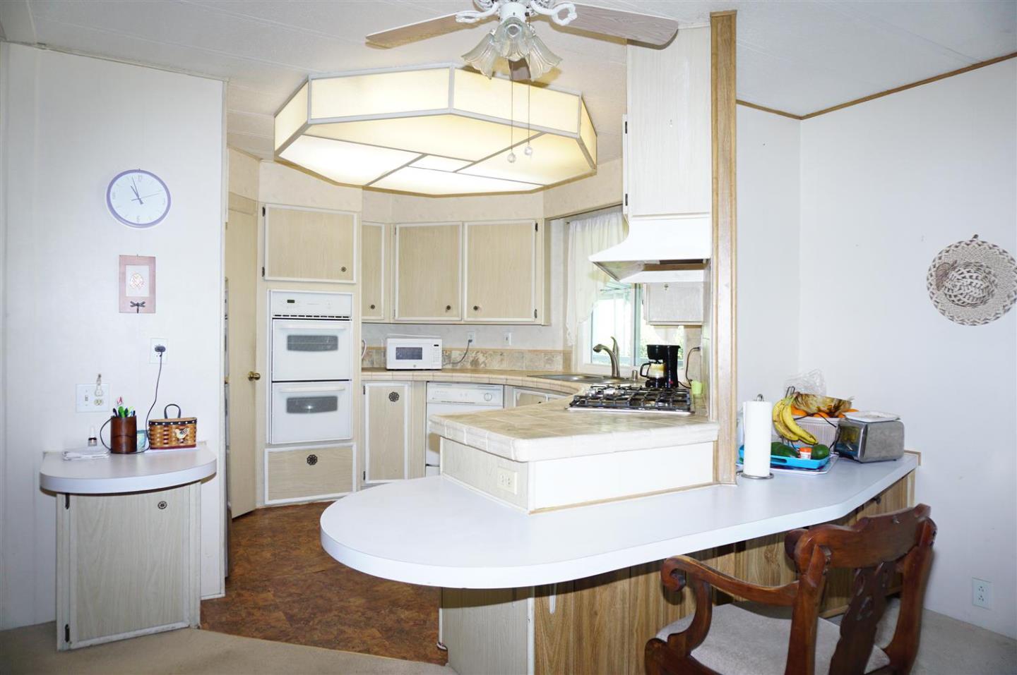 Detail Gallery Image 3 of 23 For 1050 Borregas Ave #12,  Sunnyvale,  CA 94089 - 2 Beds | 2 Baths