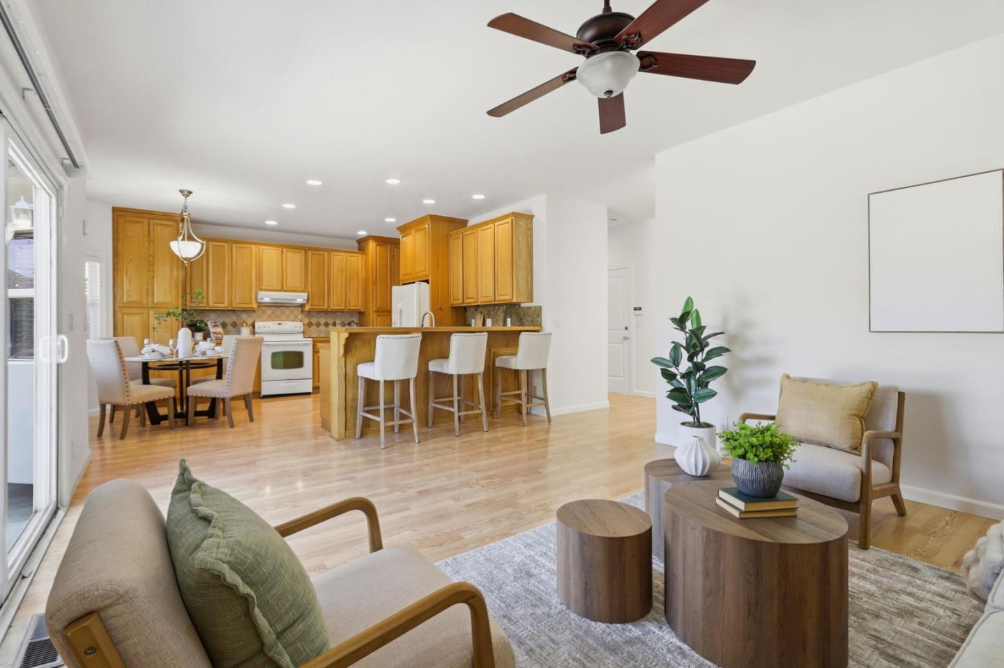 Detail Gallery Image 10 of 43 For 16755 Church St, Morgan Hill,  CA 95037 - 4 Beds | 2/1 Baths