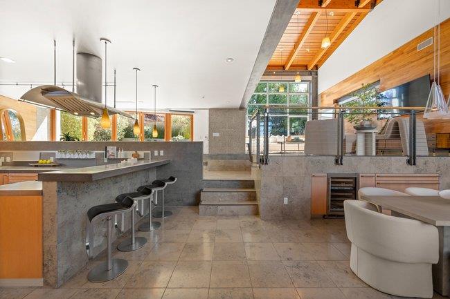 Detail Gallery Image 19 of 77 For 436 Lakeview Way, Redwood City,  CA 94062 - 4 Beds | 3 Baths