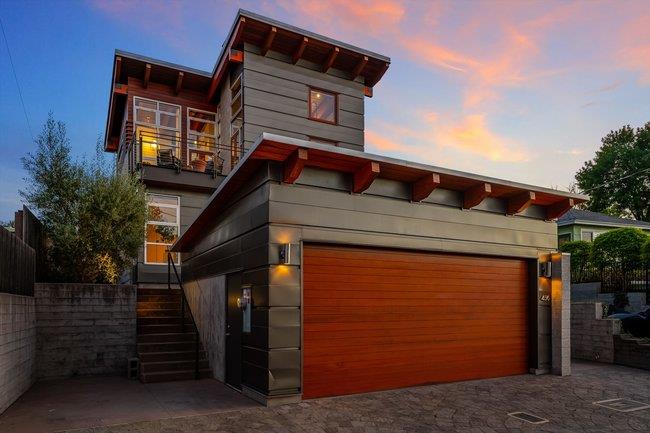 Detail Gallery Image 2 of 77 For 436 Lakeview Way, Redwood City,  CA 94062 - 4 Beds | 3 Baths