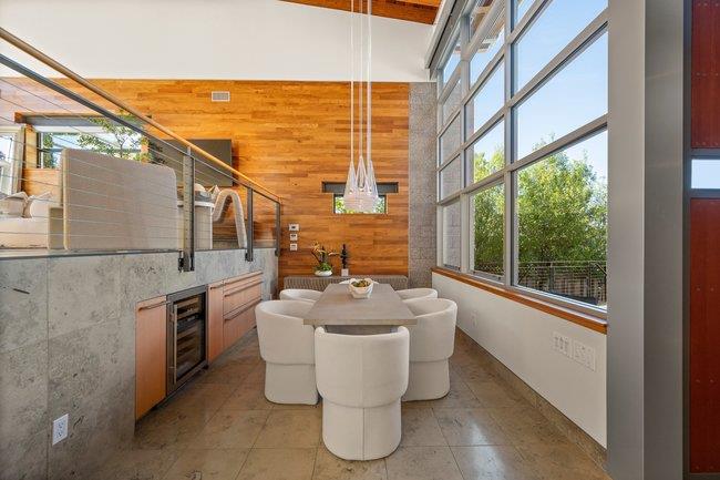 Detail Gallery Image 20 of 77 For 436 Lakeview Way, Redwood City,  CA 94062 - 4 Beds | 3 Baths