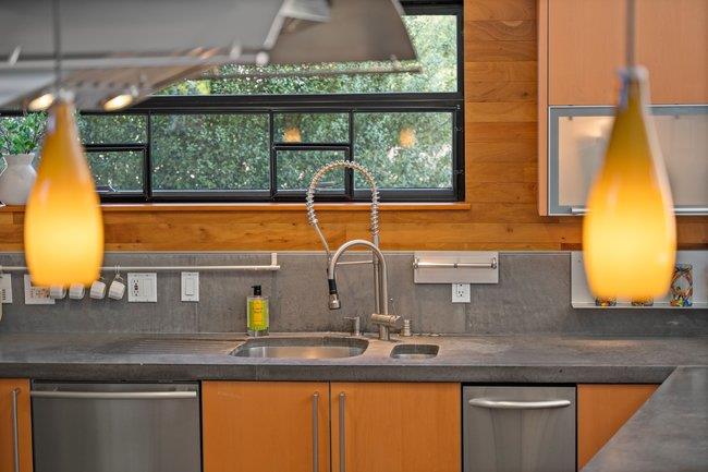 Detail Gallery Image 29 of 77 For 436 Lakeview Way, Redwood City,  CA 94062 - 4 Beds | 3 Baths