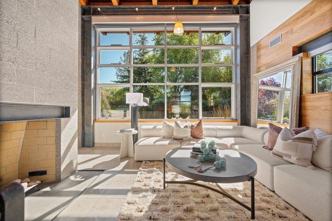 Detail Gallery Image 33 of 77 For 436 Lakeview Way, Redwood City,  CA 94062 - 4 Beds | 3 Baths