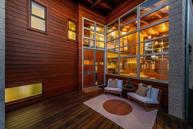 Detail Gallery Image 4 of 77 For 436 Lakeview Way, Redwood City,  CA 94062 - 4 Beds | 3 Baths