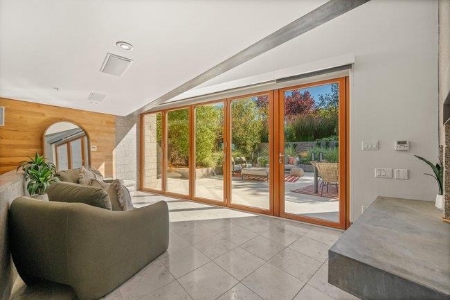 Detail Gallery Image 64 of 77 For 436 Lakeview Way, Redwood City,  CA 94062 - 4 Beds | 3 Baths