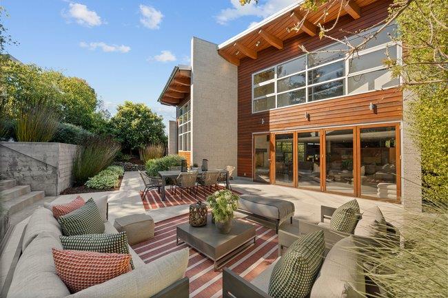 Detail Gallery Image 69 of 77 For 436 Lakeview Way, Redwood City,  CA 94062 - 4 Beds | 3 Baths