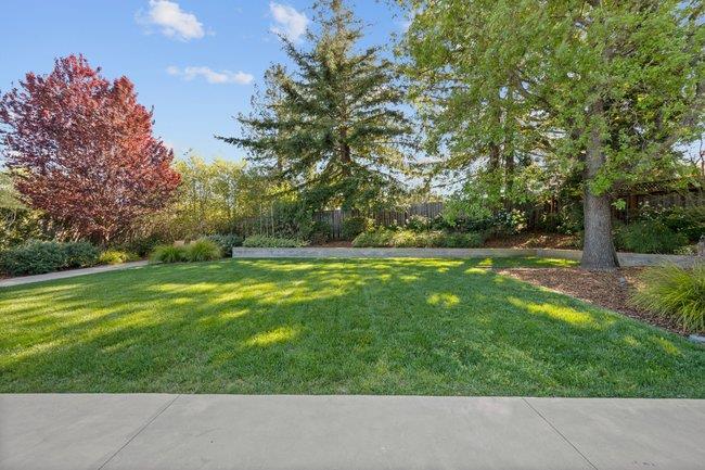 Detail Gallery Image 70 of 77 For 436 Lakeview Way, Redwood City,  CA 94062 - 4 Beds | 3 Baths