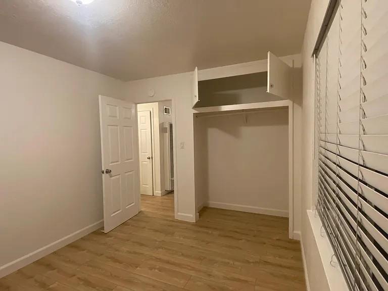 Detail Gallery Image 13 of 24 For Locust St, San Jose,  CA 95110 - – Beds | – Baths